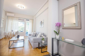 COZY ATHENS RIVIERA APARTMENT